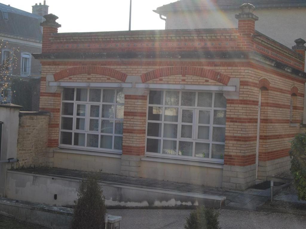 Gite La Tour Boileau Троа Екстериор снимка